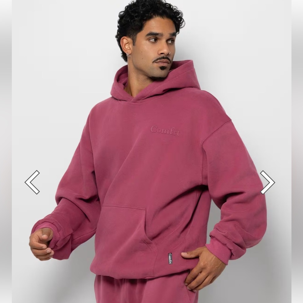 Comfrt Minimalist hoodie (berry) - Picture 2 of 6